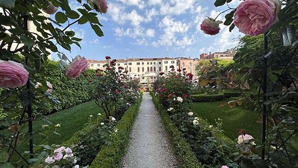 venice secret garden